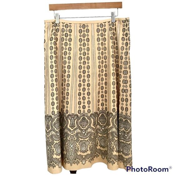 🌟Host Pick🌟LUCIA, New with Tags Midi Skirt - Picture 1 of 9